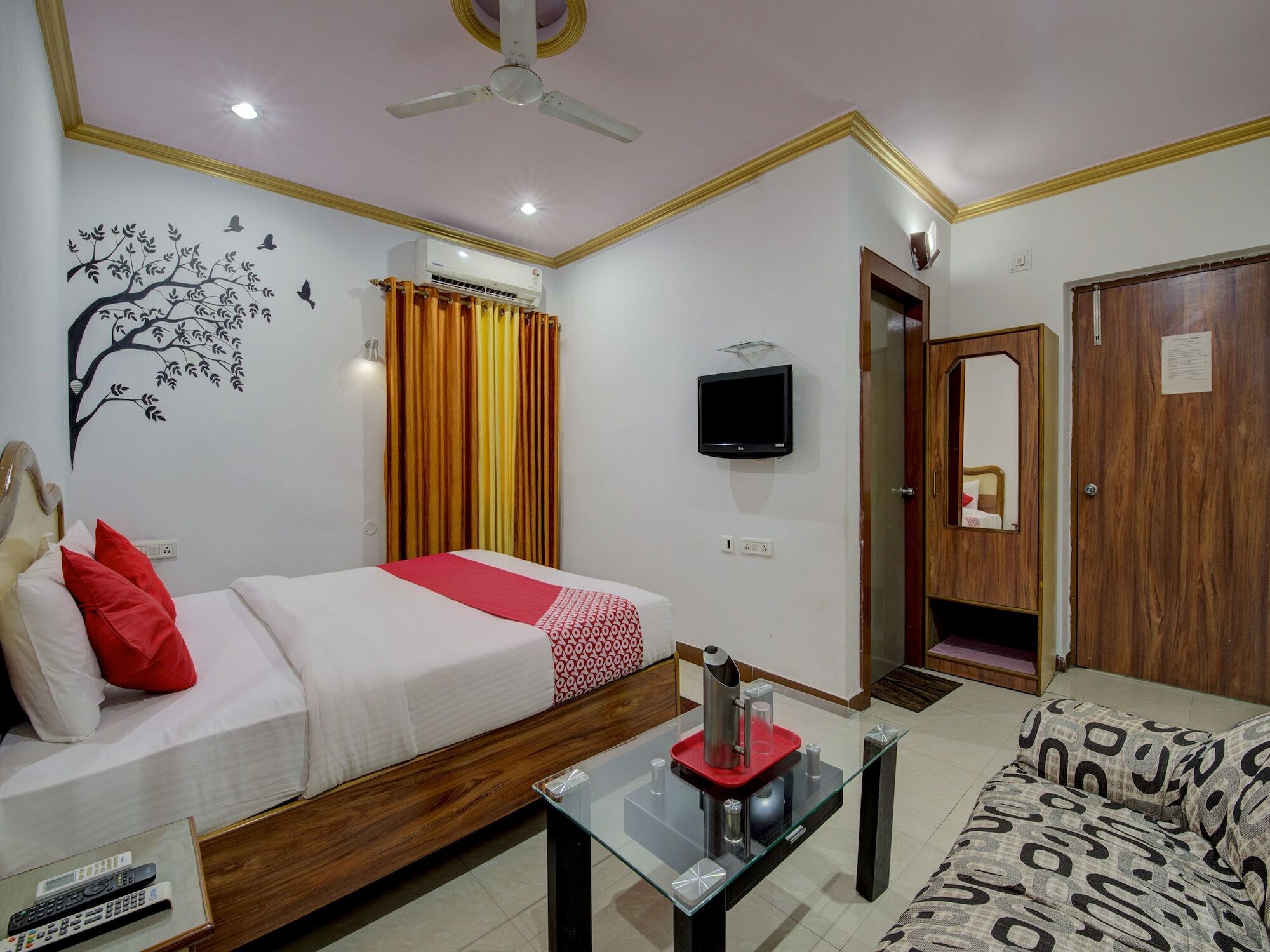 Oyo 4275 Hotel Sunraj Residency Ранчи Экстерьер фото